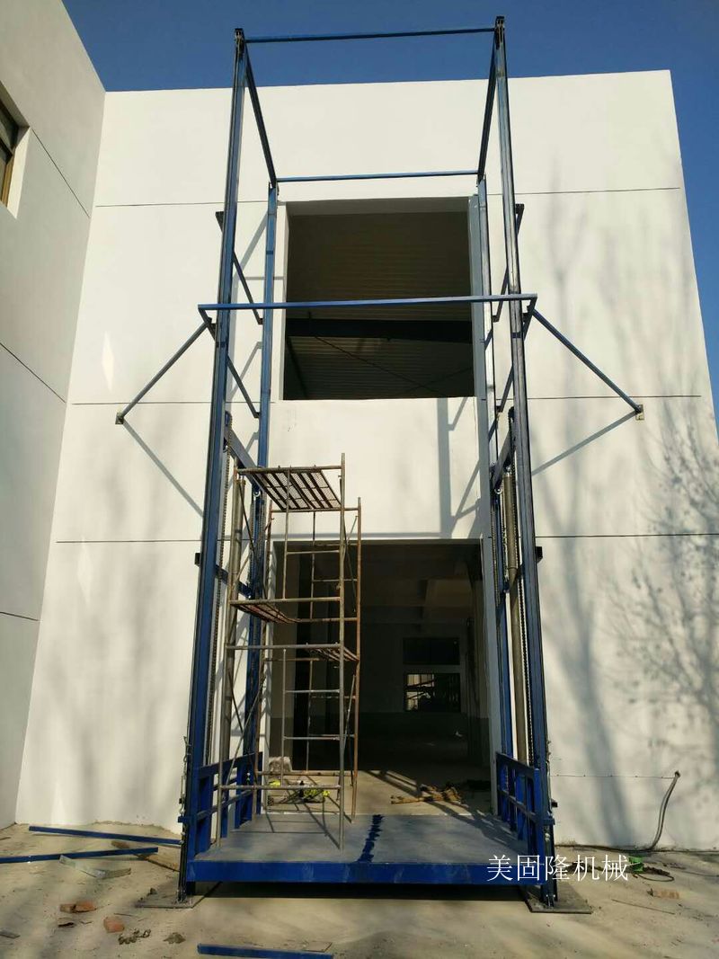 江西仓库专用导轨式升降货梯价格